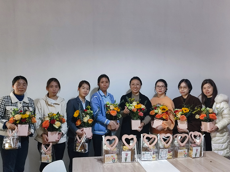 三八婦女節(jié)：我們綻放的美麗瞬間